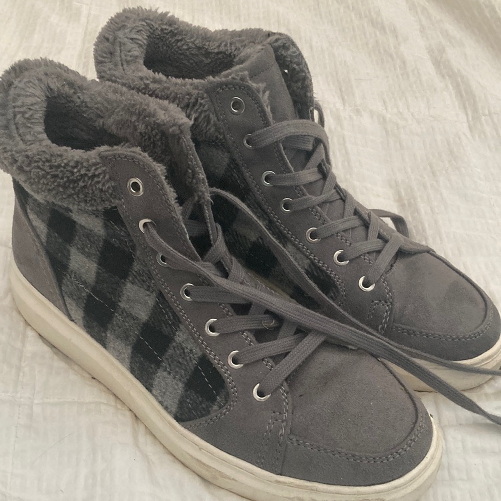 Marc Fisher - MFFellow3 W’s Sz 9 Black Grey Checkered High Top Sneakers
